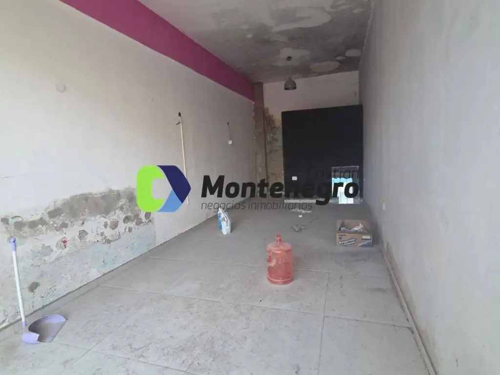 Foto de LOCAL ALQUILER BERAZATEGUI ZONA COMERCIAL, imagen 2