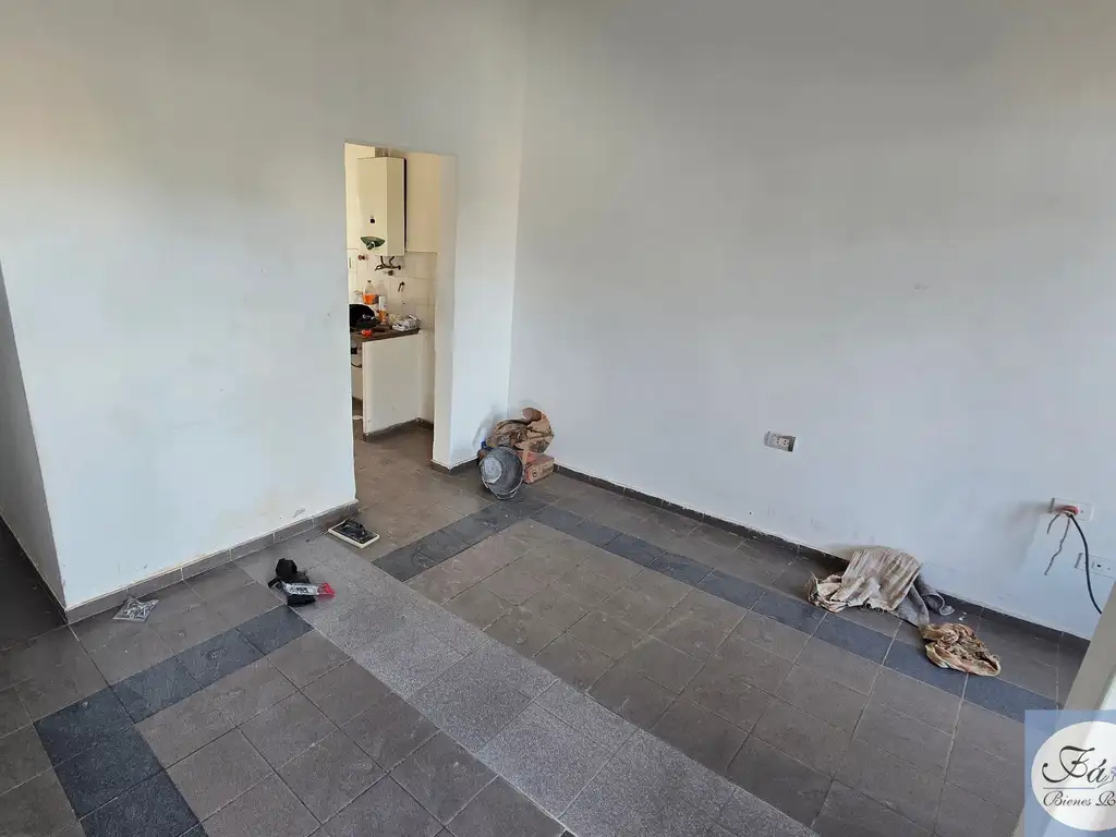 Foto de Casa en alquiler c/ cochera en San Luis, imagen 2