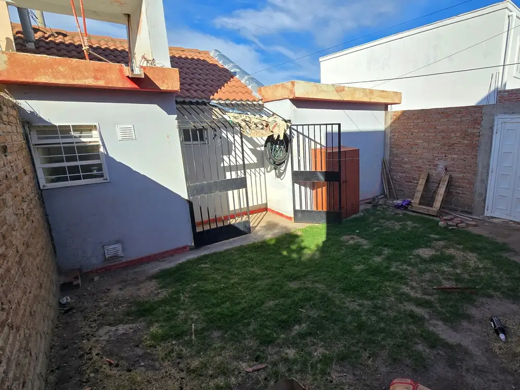 Foto de Casa en alquiler c/ cochera en San Luis, imagen 5