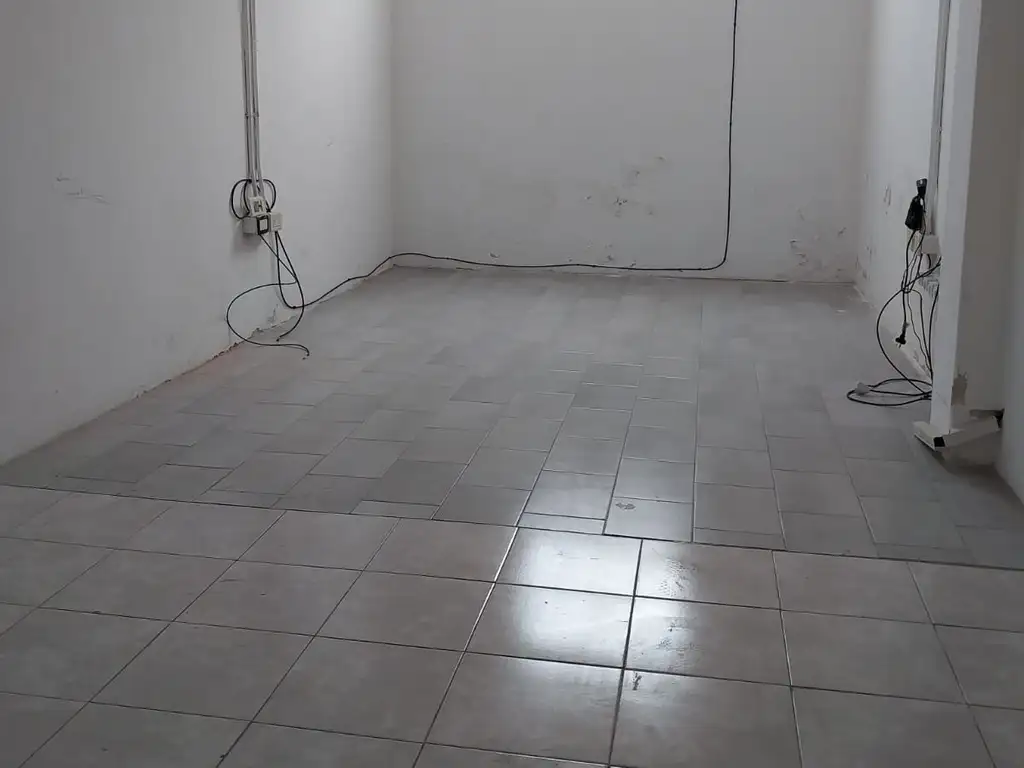 Foto de LOCAL COMERCIAL CON GALPON TRASERO - AV. ARIJON Nº 2756 “A” y AV, imagen 5
