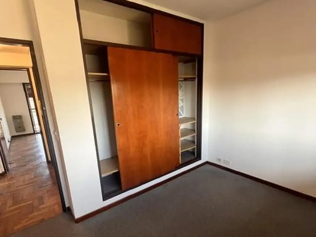 Foto de Amplio departamento en alquiler en General Pacheco - 3 dormitorios c/, imagen 1