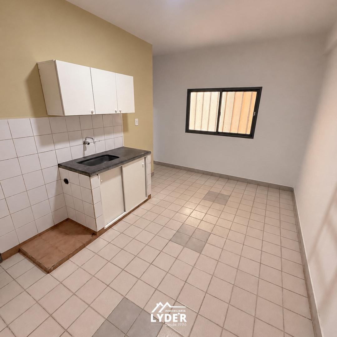 Foto de Departamento a una cuadra de la UNNE. Avenida Las Heras 870., imagen 1