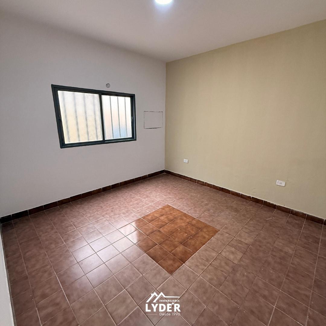 Foto de Departamento a una cuadra de la UNNE. Avenida Las Heras 870., imagen 2