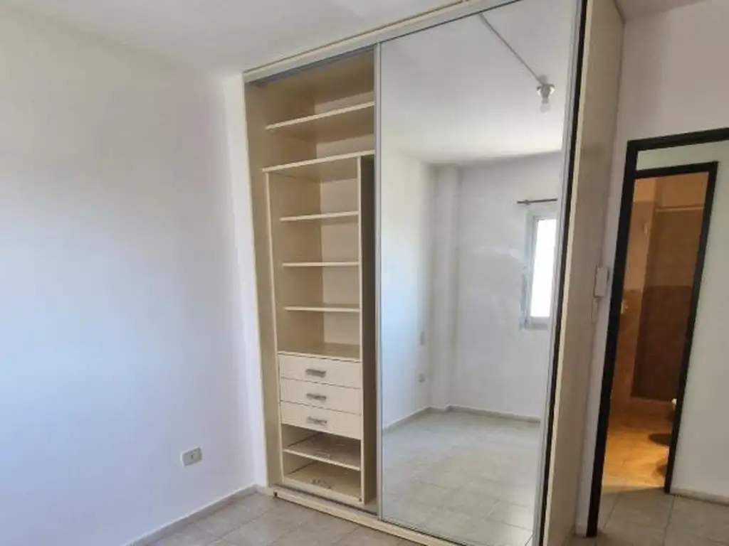 Foto de DEPARTAMENTO DE 2 HABITACIONES - TORRES SARMIENTO, imagen 5