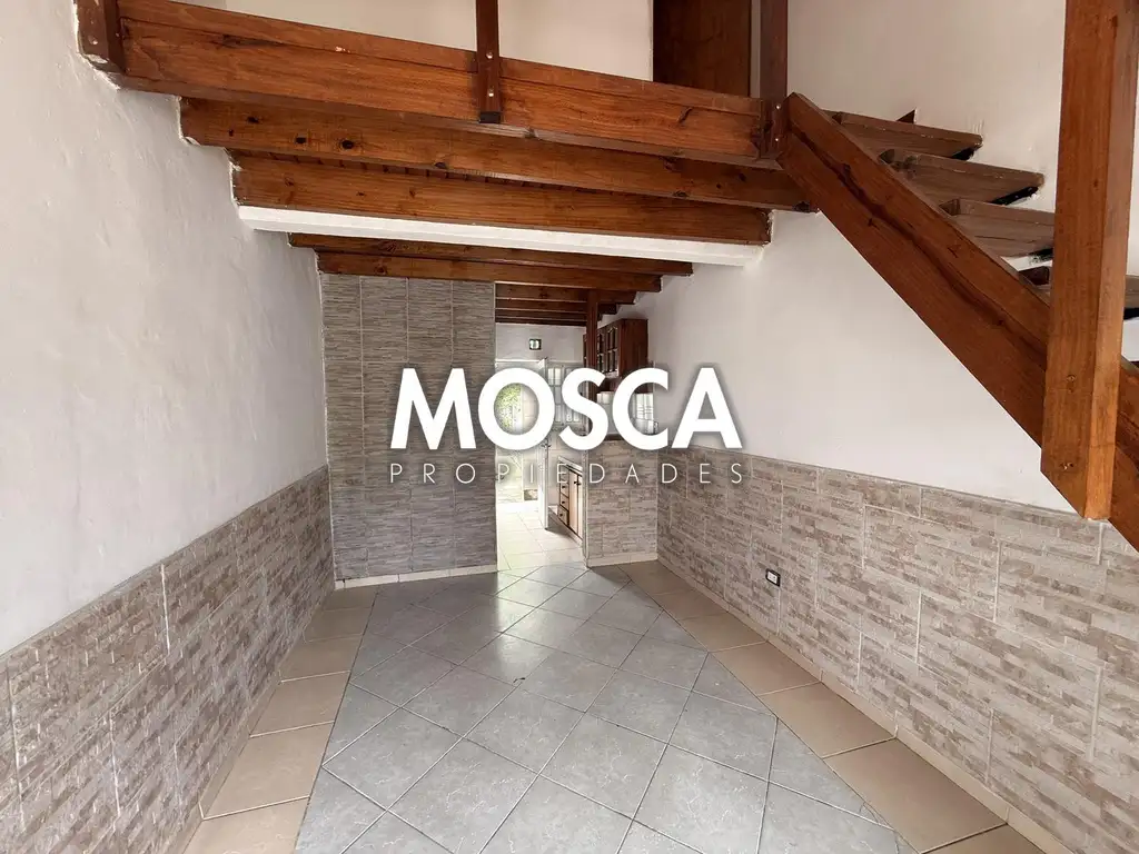 Foto de Duplex en alquiler Moreno centro., imagen 2