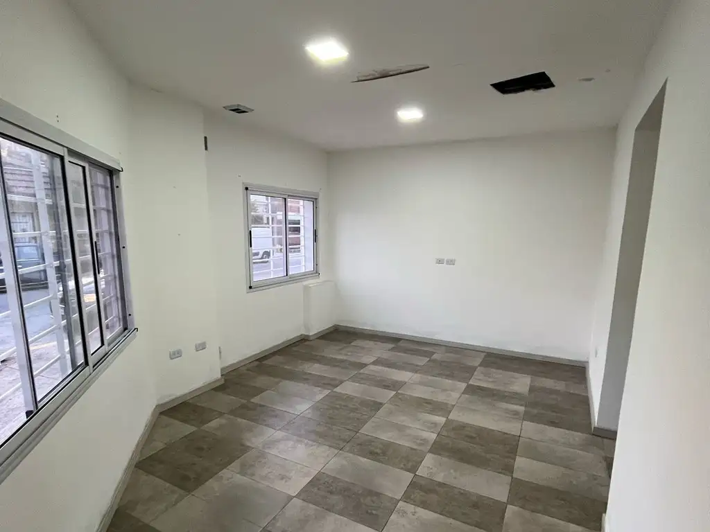 Foto de Alquiler PH 2 amb. - Baigorria 5500 (Villa Devoto), imagen 1