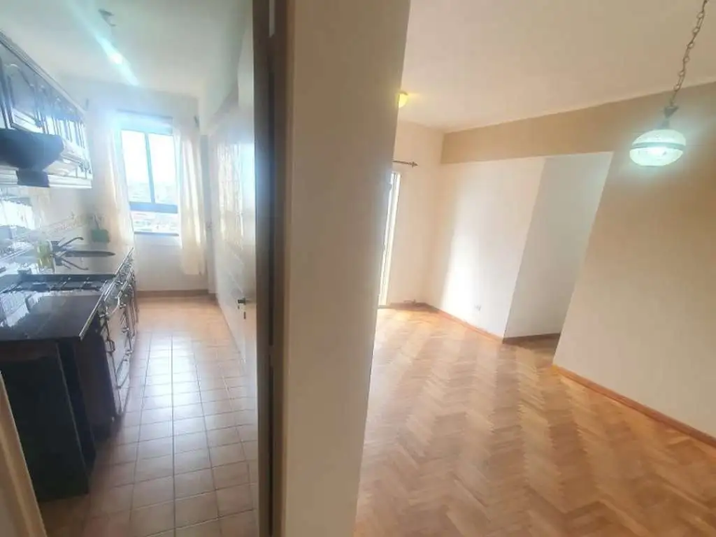 Foto de Excelente 3 ambientes Vila Luro- Torres Blancas con Cochera fija, imagen 2