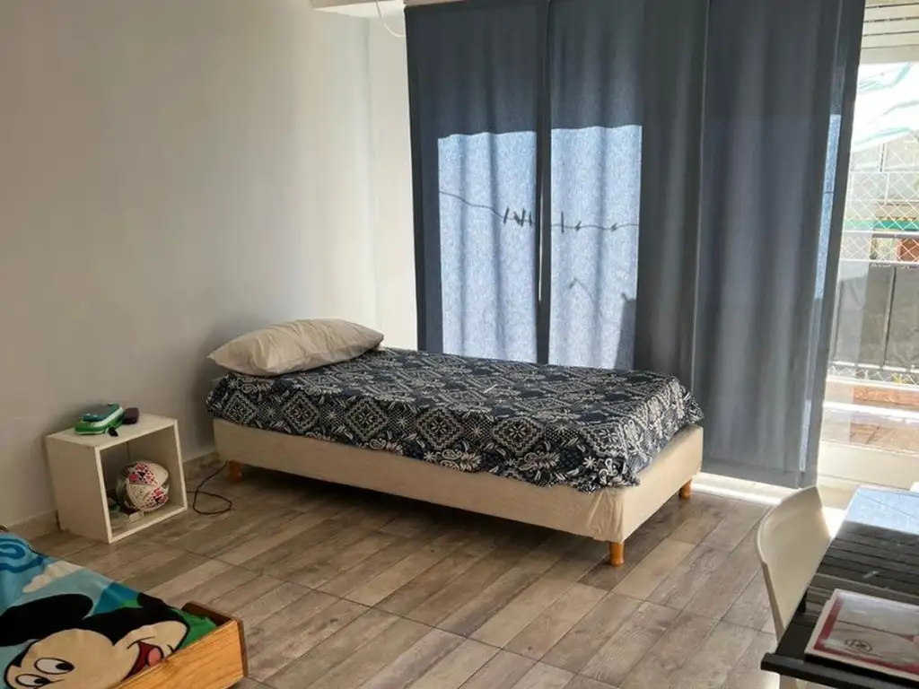 Foto de Excelente 4 ambientes de 147 m2, dormitorio en suite con vestidor, imagen 4