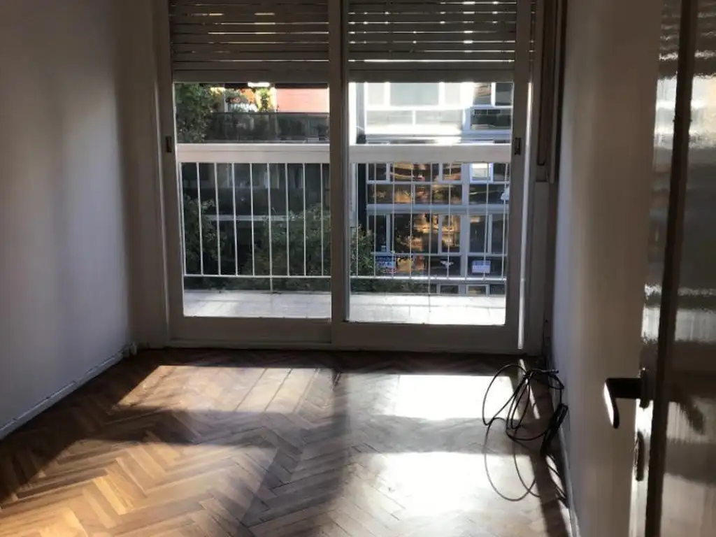 Foto de 3 amb muy amplio al frente balcon corrido de 8 x 1, imagen 4