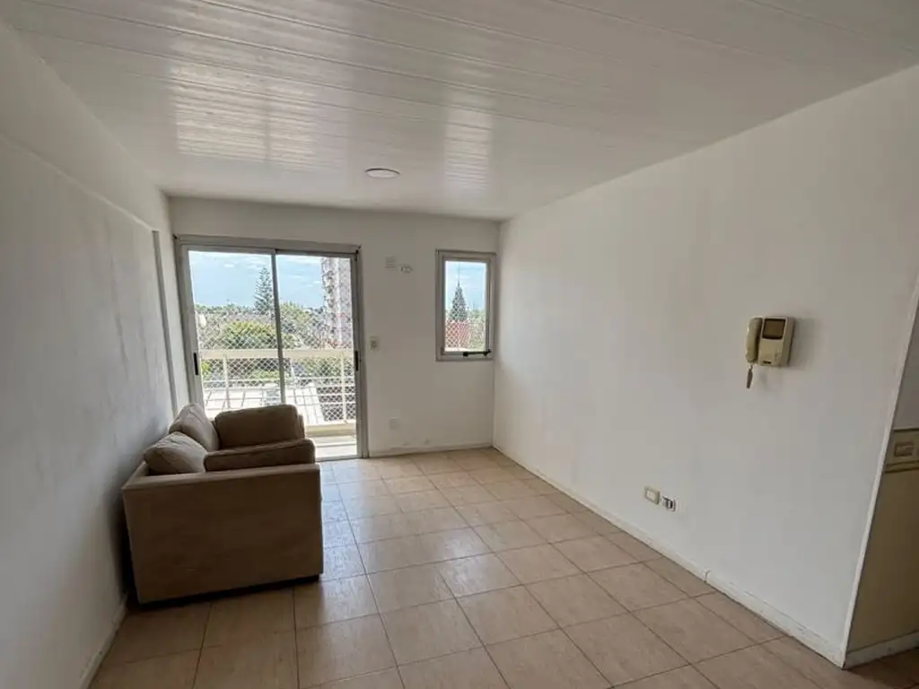 Foto de Departamento - Alquiler - Argentina, Morón - Carlos Tejedor 1353, imagen 5