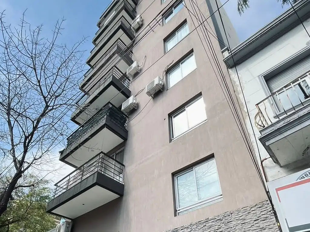 Foto de DEPARTAMENTO EN ALQUILER CON COHERA EN VILLA LURO, imagen 1