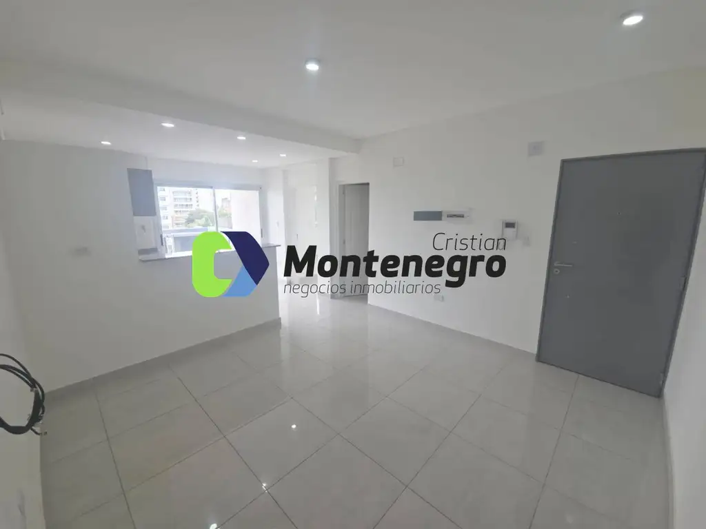 Foto de ALQUILER DEPARTAMENTO BERAZATEGUI 2 AMBIENTES CON COCHERA, imagen 1