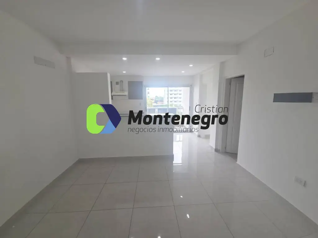 Foto de ALQUILER DEPARTAMENTO BERAZATEGUI 2 AMBIENTES CON COCHERA, imagen 3