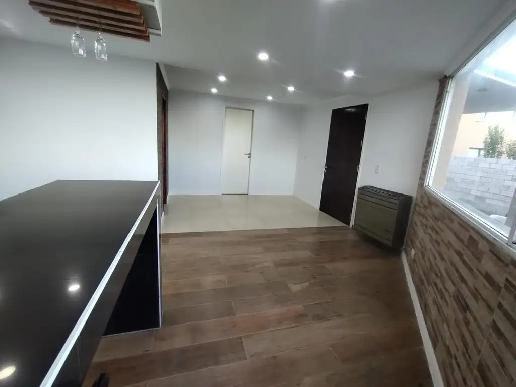 Foto de Departamento PH 2 ambientes PB con patio, imagen 2