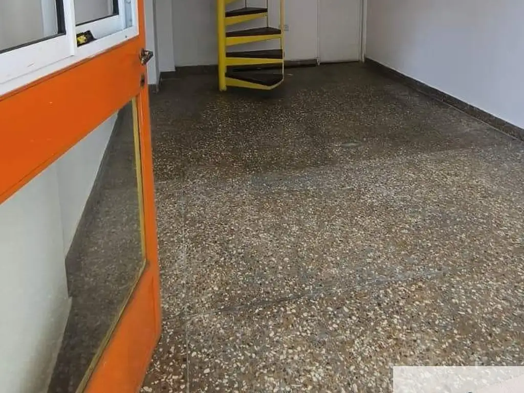 Foto de Local comercial en alquiler ubicado en La Plata, imagen 2