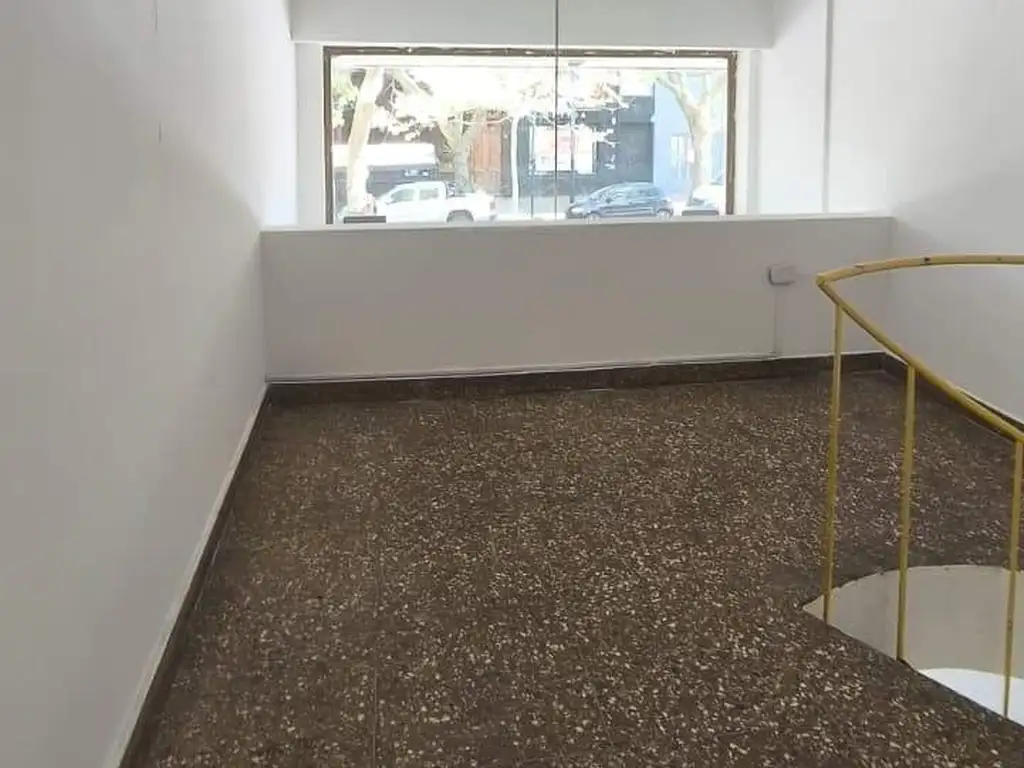 Foto de Local comercial en alquiler ubicado en La Plata, imagen 4
