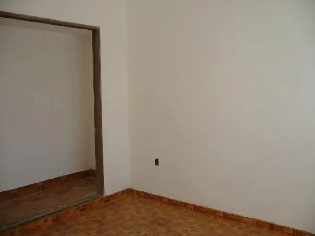 Foto de ALQUILER PH 3 Ambientes, Balcón, sin expensas. Mataderos, imagen 3