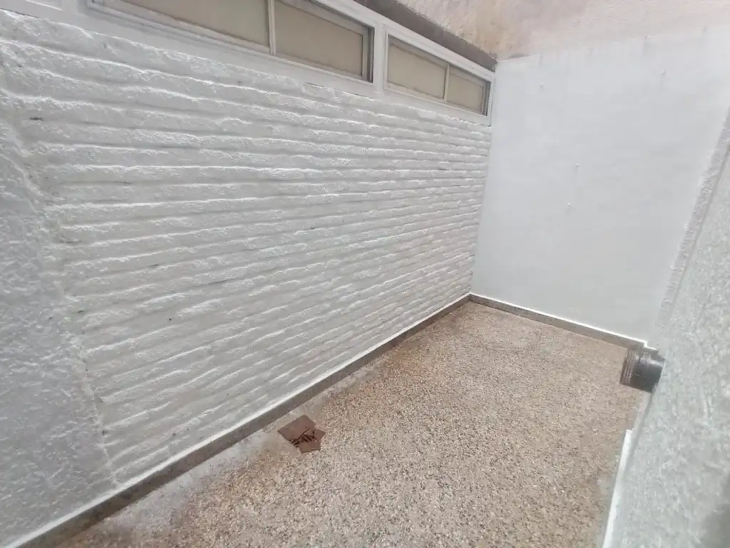 Foto de Departamento en alquiler 2 ambientes en Liniers, imagen 4