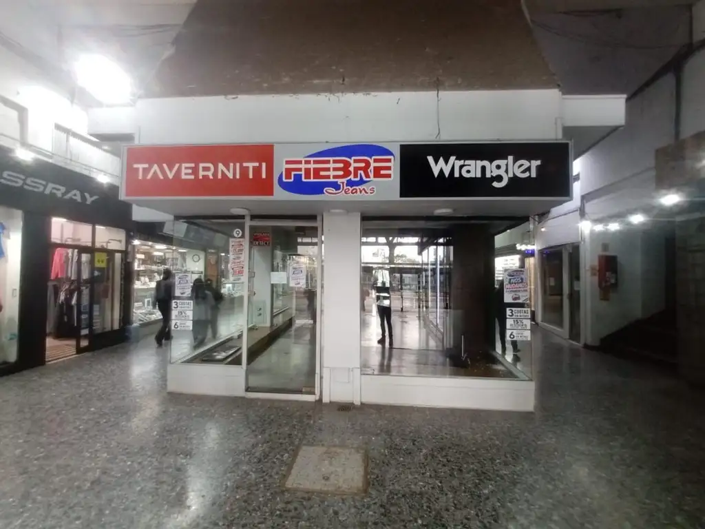 Foto de Local en alquiler en Galeria Liniers, imagen 1