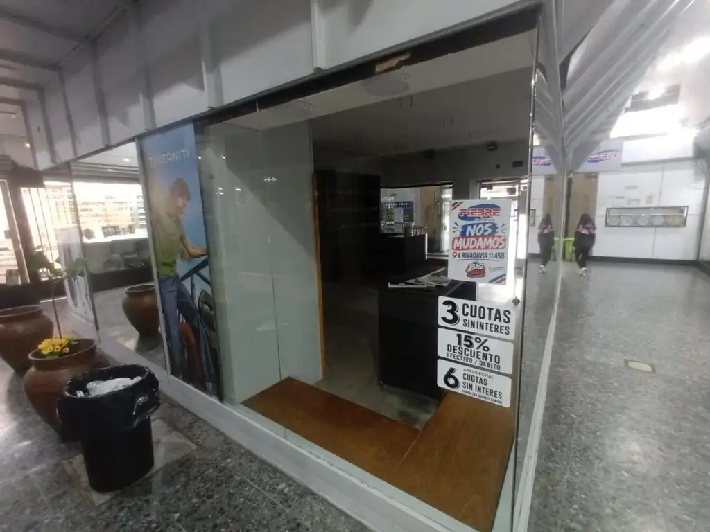 Foto de Local en alquiler en Galeria Liniers, imagen 3