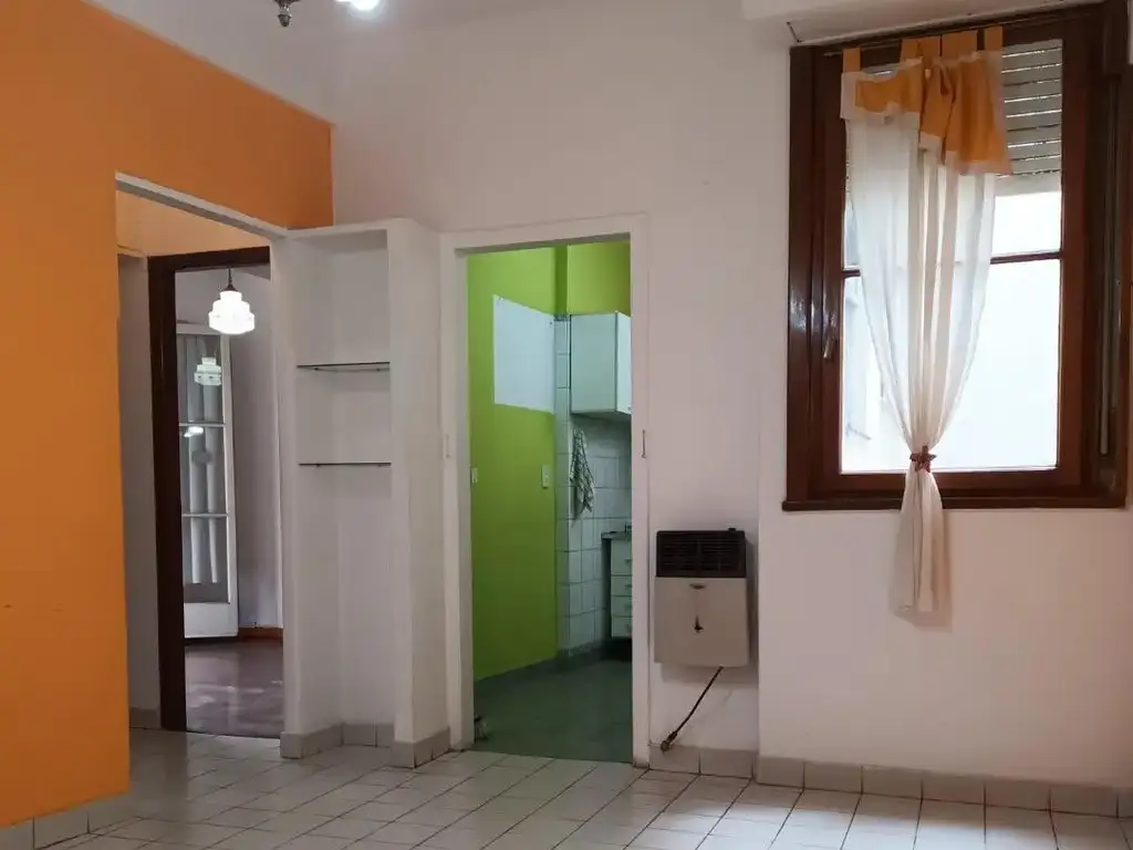 Foto de HERMOSO DEPTO DE 3 AMB. AL FRENTE CON ENORME BALCON CORRIDO, imagen 1