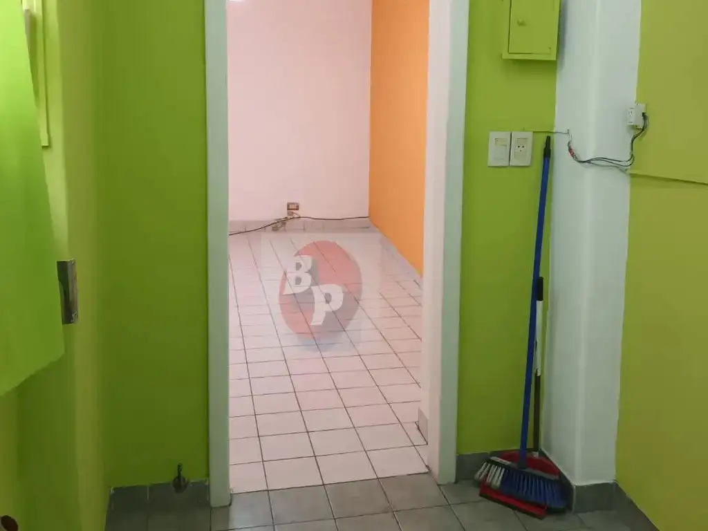 Foto de HERMOSO DEPTO DE 3 AMB. AL FRENTE CON ENORME BALCON CORRIDO, imagen 5