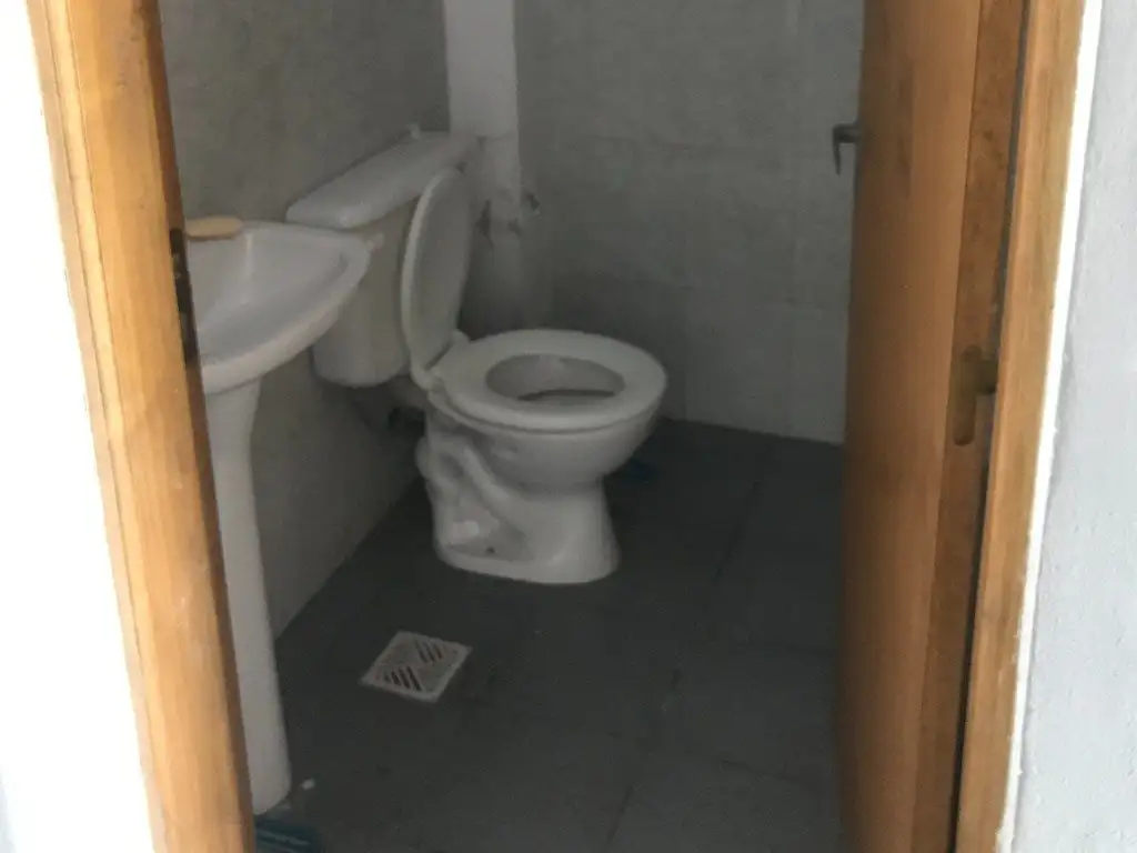 Foto de Local comercial en alquiler ubicado en Granadero Baigorria, imagen 1