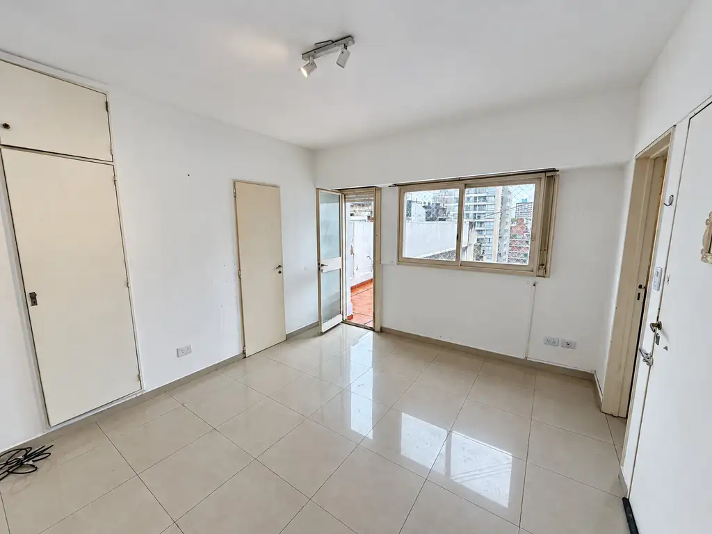 Foto de Monoambiente con Patio Propio – Muy Luminoso, imagen 2