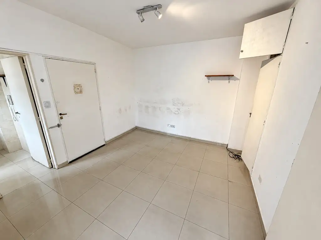 Foto de Monoambiente con Patio Propio – Muy Luminoso, imagen 4