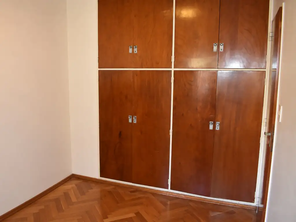 Foto de Excelente Semipiso Fte 3 amb c/dpcia 86 mts. Laprida 1300 Recoleta, imagen 5