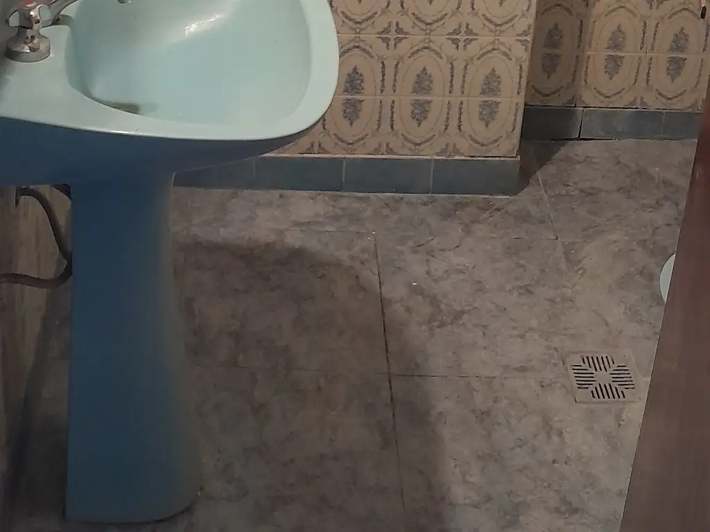 Foto de Dpto t/casa en segundo piso por escalera, imagen 4