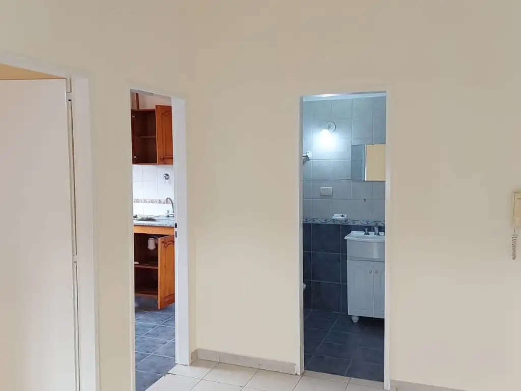 Foto de Departamento - Alquiler - Argentina, Ezeiza - Sarmiento 163, imagen 4