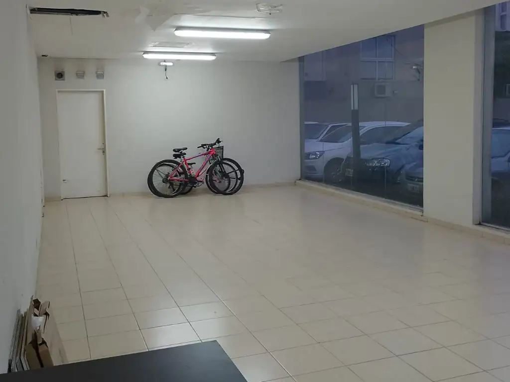 Foto de DEPARTAMENTO DE 3 AMBIENTES EN ALQUILER - CASTELAR SUR, imagen 2