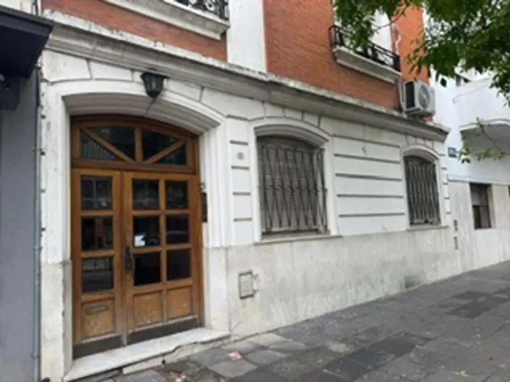 Foto de DEPARTAMENTO 2 AMBIENTES CON PATIO C/LAVADERO Y BAULERA, imagen 1