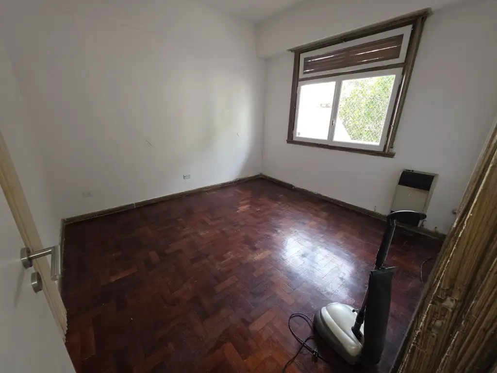 Foto de 3 AMB MUY AMPLIO CON BALCON DE 8X1 ! AL CONTRAFRENTE, imagen 3
