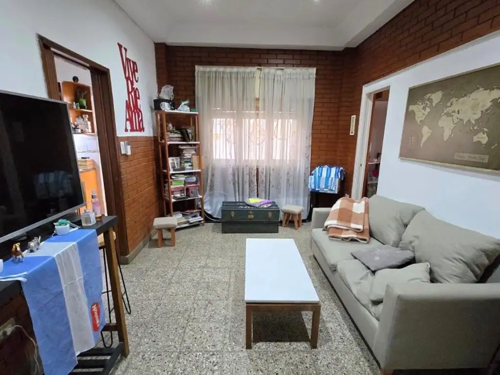 Foto de Casa Chalet en Alquiler en El Palomar, Morón, G.B.A. Zona Oeste, imagen 3