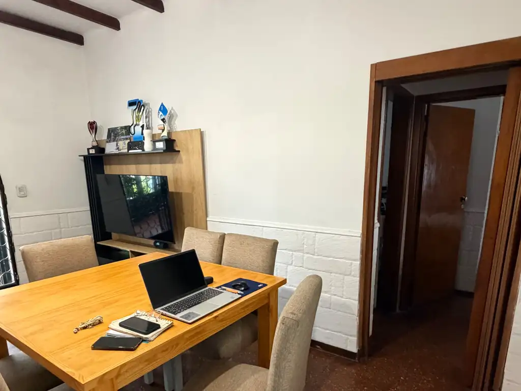 Foto de Casa en Alquiler de 2 dormitorios c/ cochera en Bella Vista, imagen 2