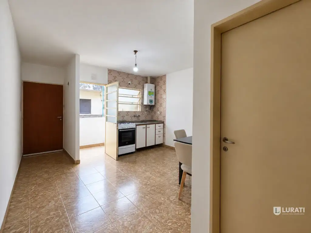 Foto de VENTA DEPTO 1 DORM. BARRIO ARROYITO, imagen 2