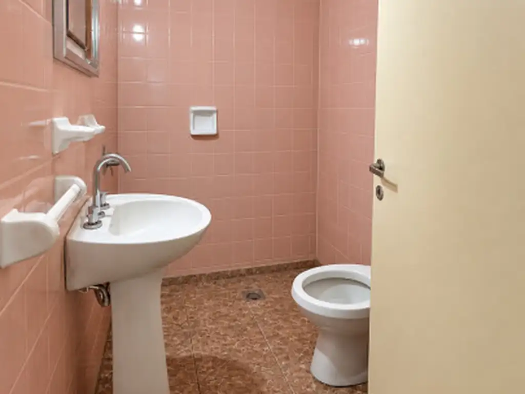 Foto de VENTA DEPTO 1 DORM. BARRIO ARROYITO, imagen 1