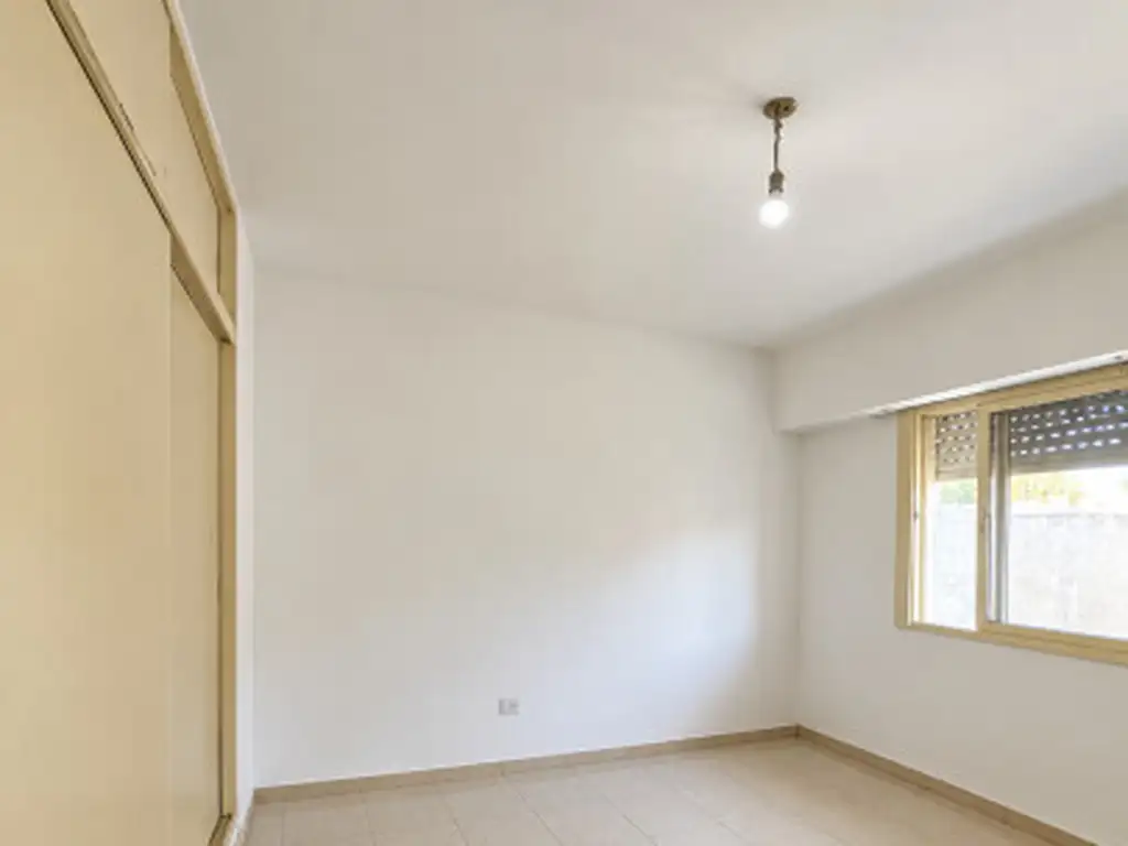 Foto de VENTA DEPTO 1 DORM. BARRIO ARROYITO, imagen 3