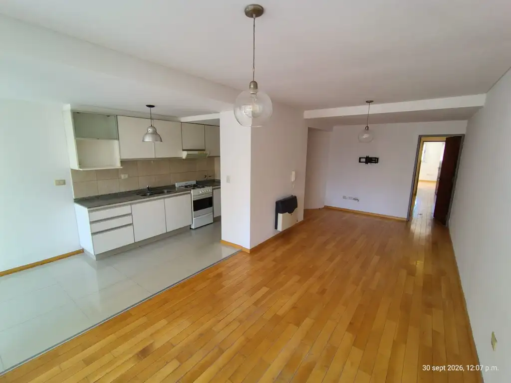 Foto de HERMOSO DEPARTAMENTO 2 DORMITORIOS EXTERNO CON BALCON., imagen 1