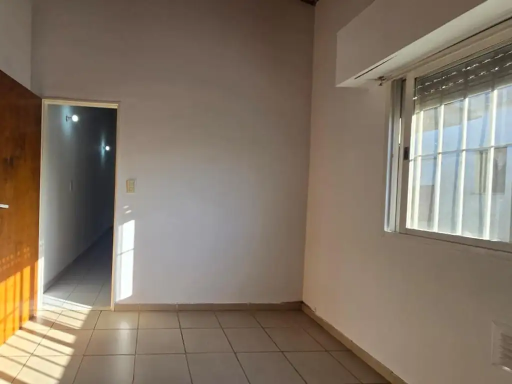 Foto de Alquiler Departamento 2 ambientes en San Justo, imagen 5