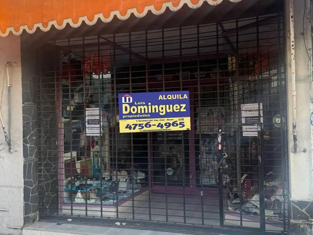 Foto de ALQUILER LOCAL EXCELENTE UBICACION PLENO CENTRO COMERCIAL, imagen 1