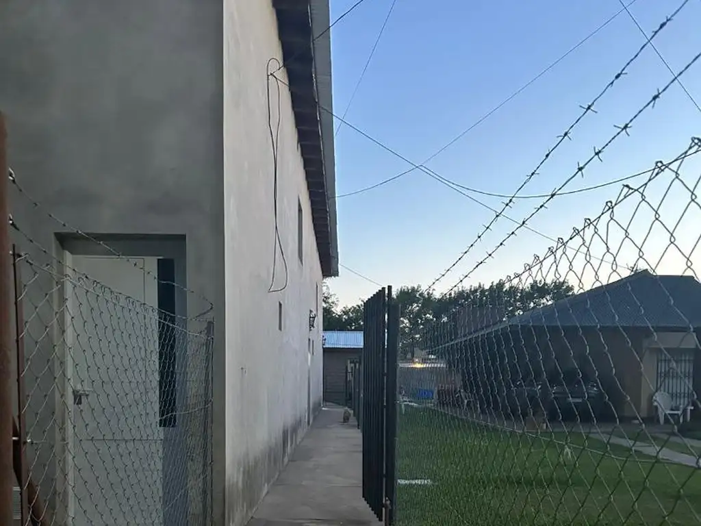 Foto de Departamento dos pisos. Dos domitorios. Todos los servicios, imagen 2