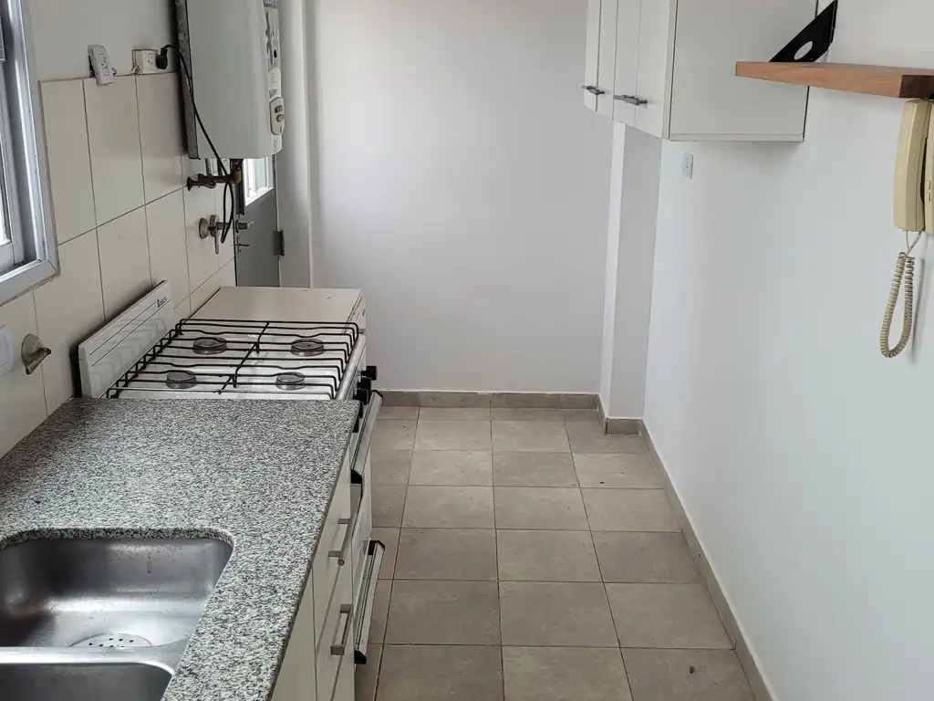Foto de Departamento de 2 ambientes en alquiler villa lugano con patio, imagen 3