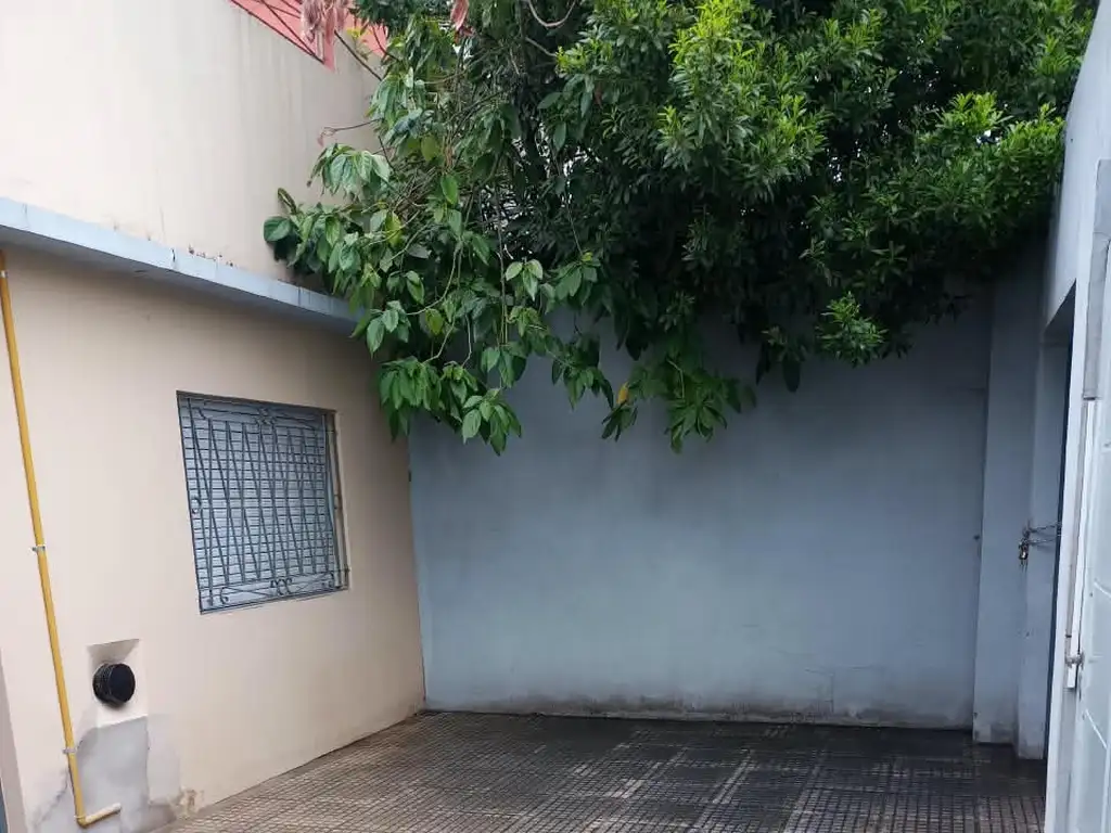 Foto de ALQUILER - CASEROS - CASA 4 AMBIENTES CON DOBLE PATIO, TERRAZA Y, imagen 4