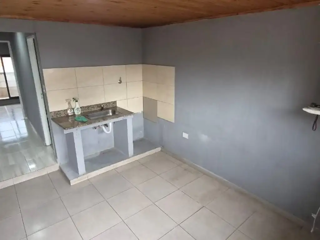 Departamento - Alquiler - Argentina, La Matanza - LUIS VERNET 5437