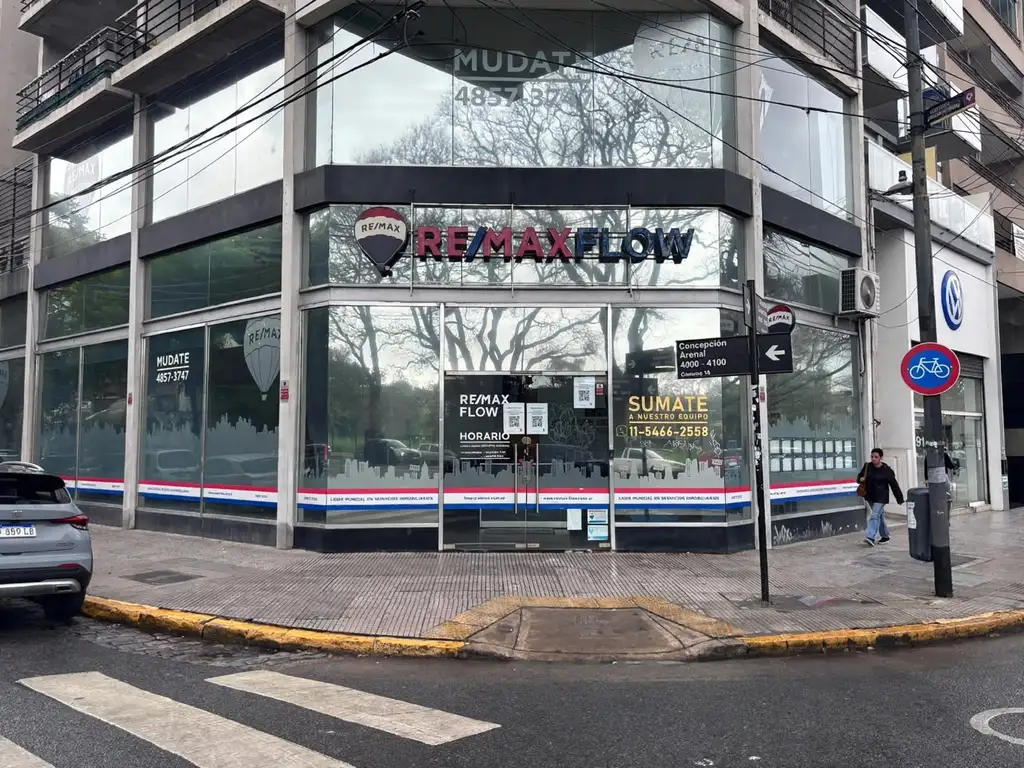 Foto de EXCELENTE ESQUINA EN ALQUILER !!!, imagen 2