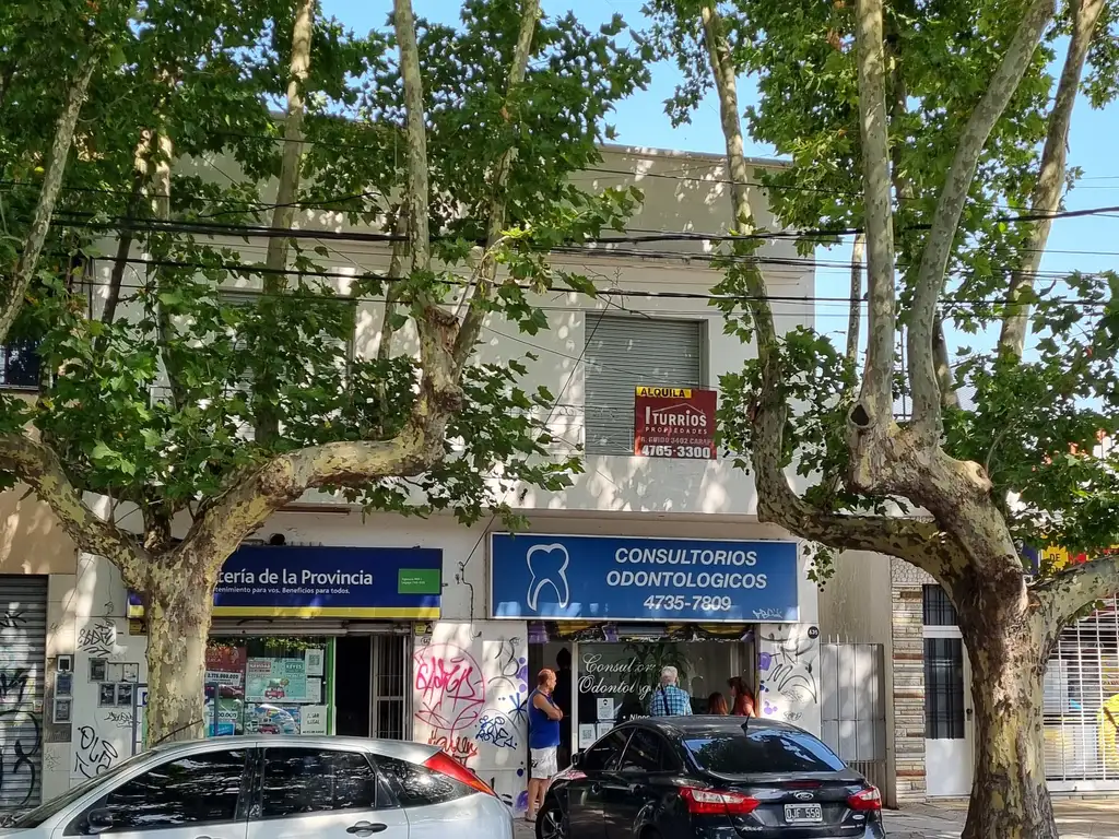 Foto de Amplio local en Excelente ubicación sobre Av. de Mayo 647, imagen 2