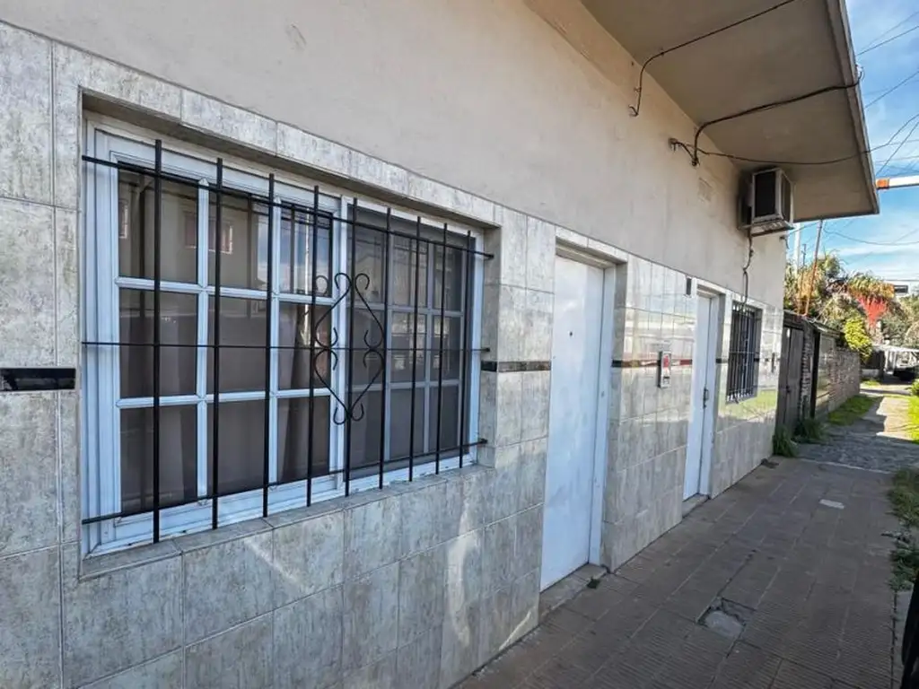 Foto de Casa - Venta - Argentina, La Matanza - LUIS VERNET 5640, imagen 3